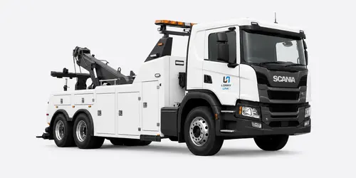 Heavy recovery tow truck for roadside assistance